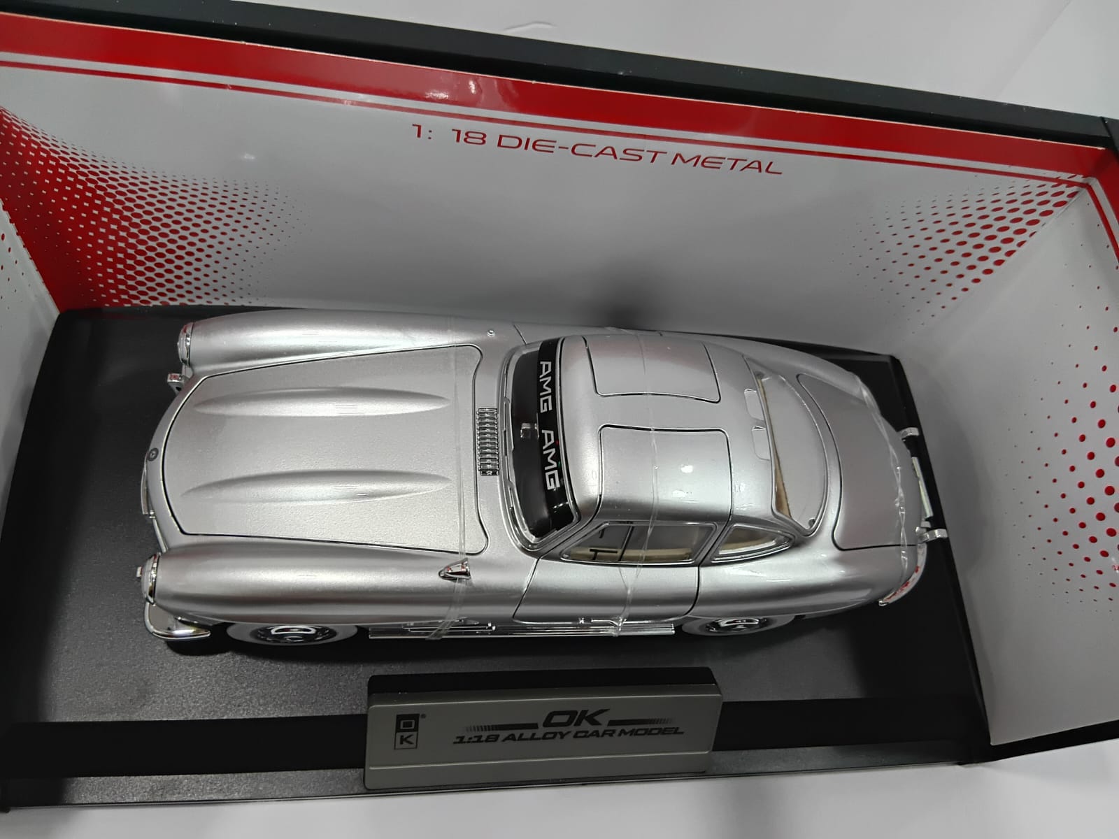 ALLOY CAR MERCEDES-BENZ 300 SL AMG 1:18 OPENING DOORS AND LIGHT WITH SOUND FUNCTION DIE-CAST MODEL SILVER