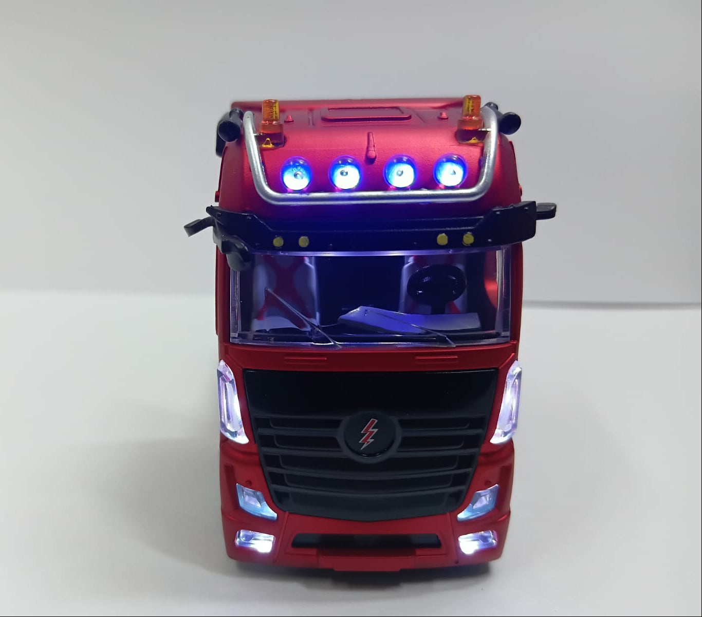 WL TOYS 6408 2.4GHZ 1/64 R/C SEMI TRUCK WITH TRAILER RED COLOR