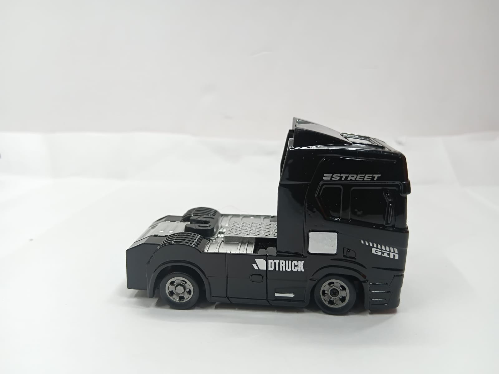 TRAILER 3606 1/64 2.4GHZ RTR SEMI/FLATBED/CONTAINER R/C TRUCK(BLACK) CONTAINER (WHITE)
