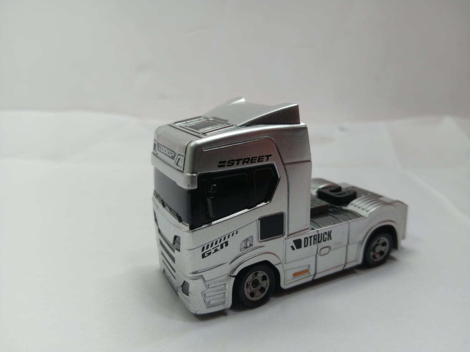 TRAILER 3606 1/64 2.4GHZ RTR SEMI/FLATBED/CONTAINER R/C TRUCK(GREY) CONTAINER (RED)