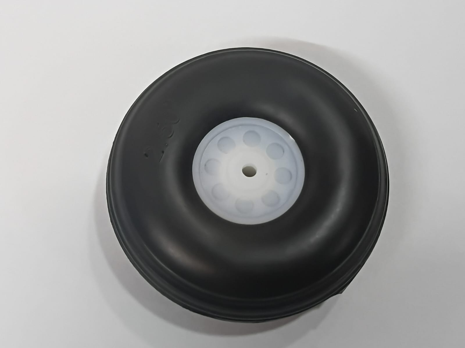 RUBBER 2.5" PU WHEEL WITH NYLON HUB