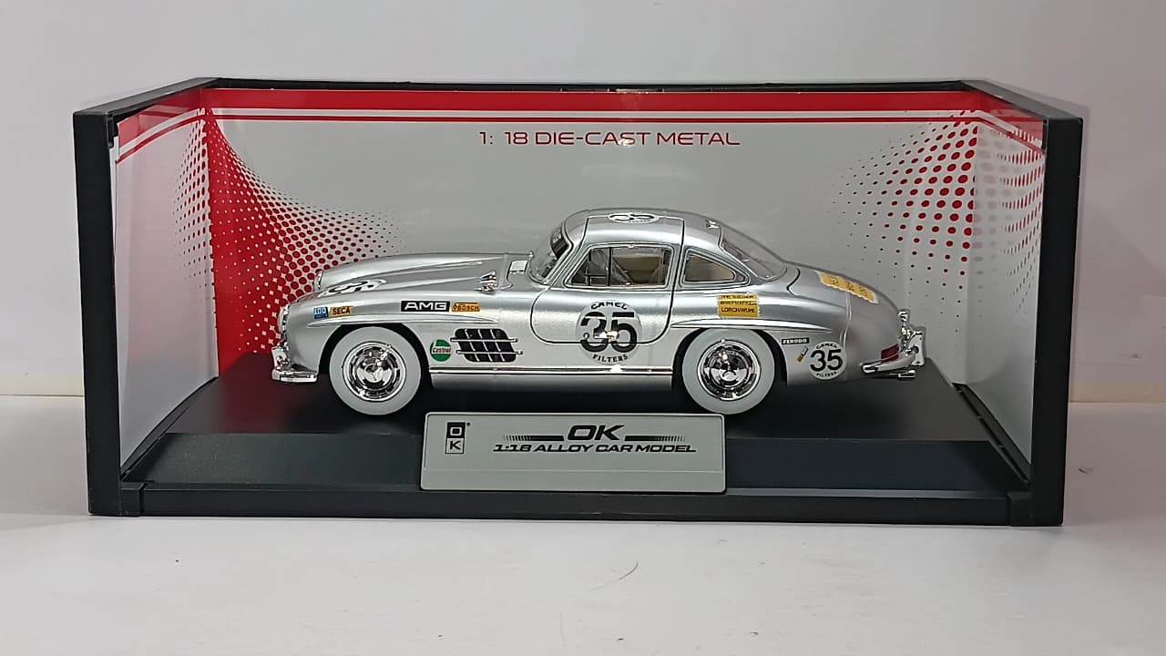 ALLOY CAR MERCEDES-BENZ 300SL AMG 35 1:18 OPENING DOORS AND LIGHT WITH SOUND FUNCTION DIE-CAST MODEL SILVER