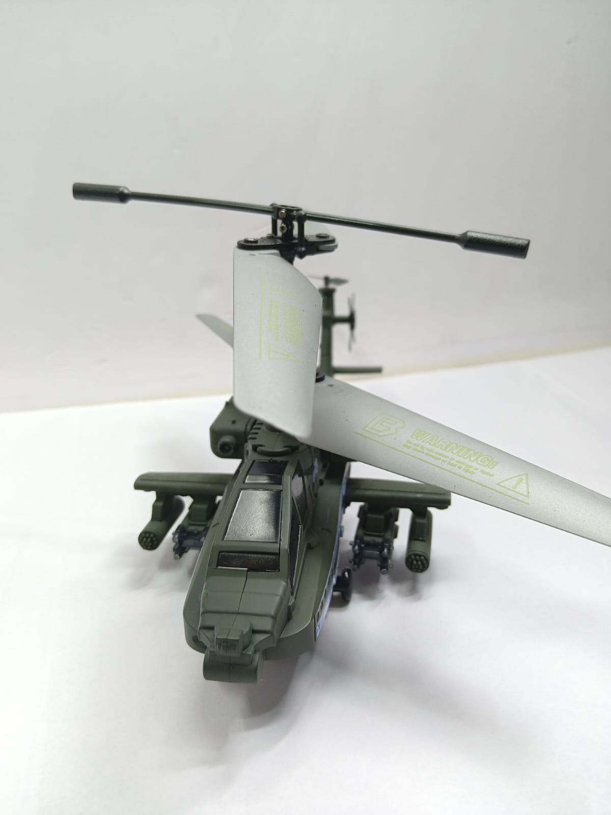 FULLY- ARMED 468-1 HELICOPTER GUNSHIP REMOTEL CONTROL 2 IN 1 UPGRADED VERSION