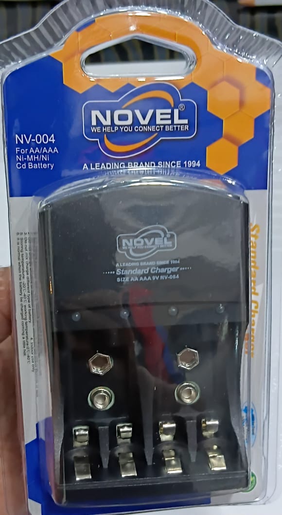 Novel Charger Aa/Aaa/9V