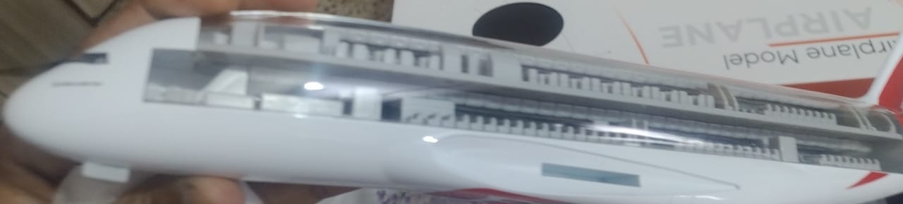 AIRPLANE DIECAST METAL FLY EMIRATES A380 45CM