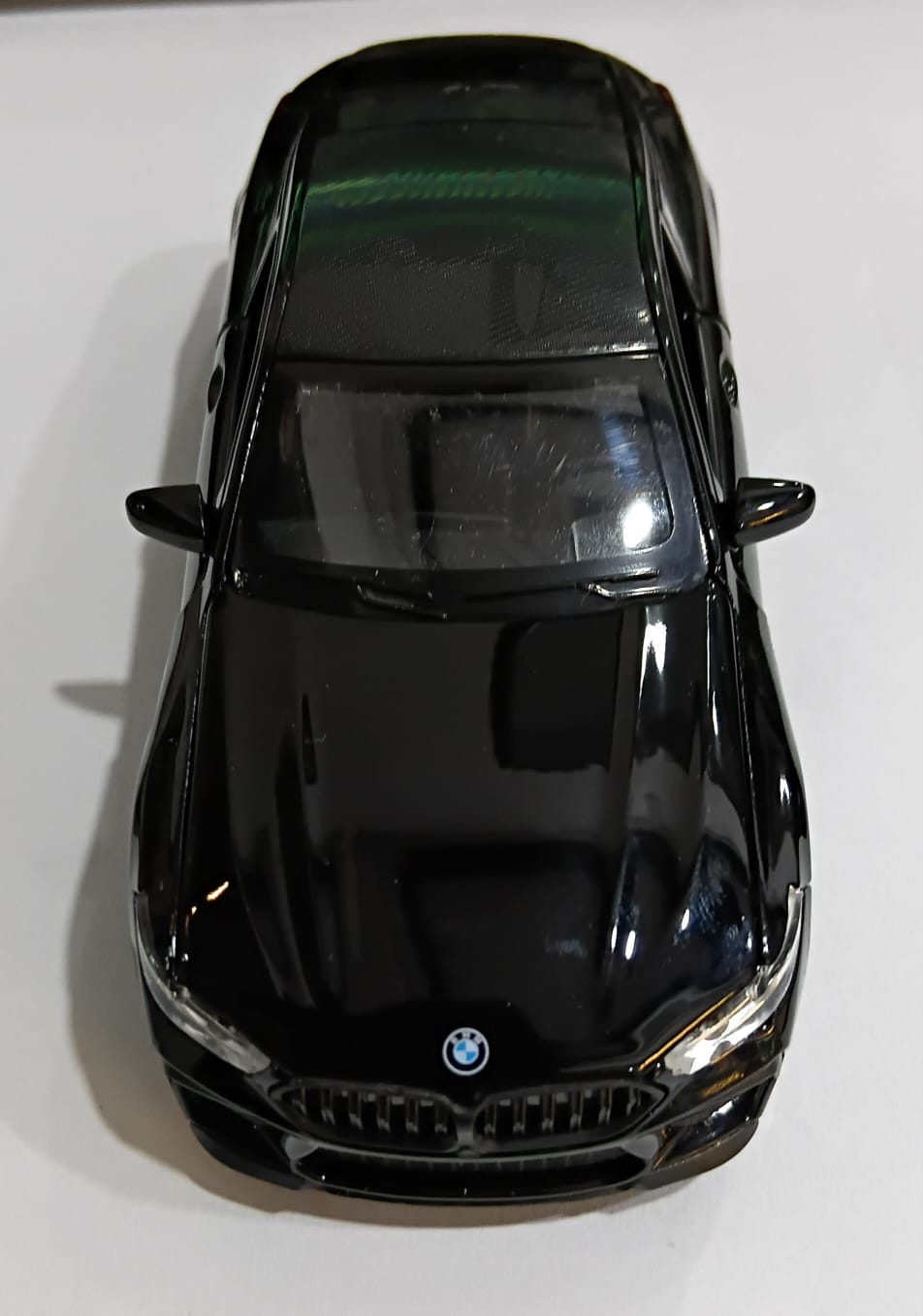 DIECAST BMW IIM8 1:32 SCALE MODEL CAR BLACK (D21006)