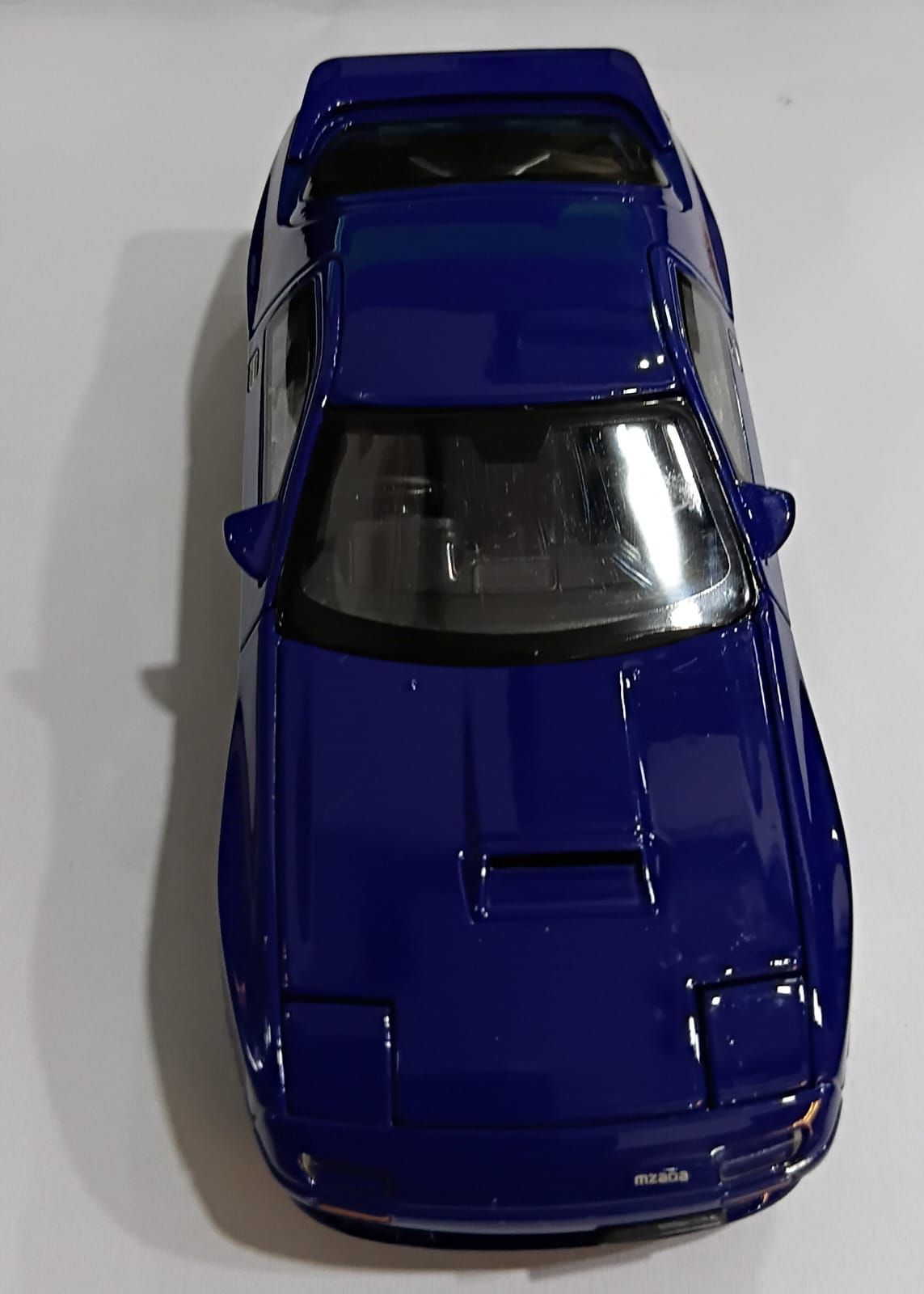 DIECAST MZADA RED SNIS  1:32 SCALE MODEL CAR BLUE (D21023)
