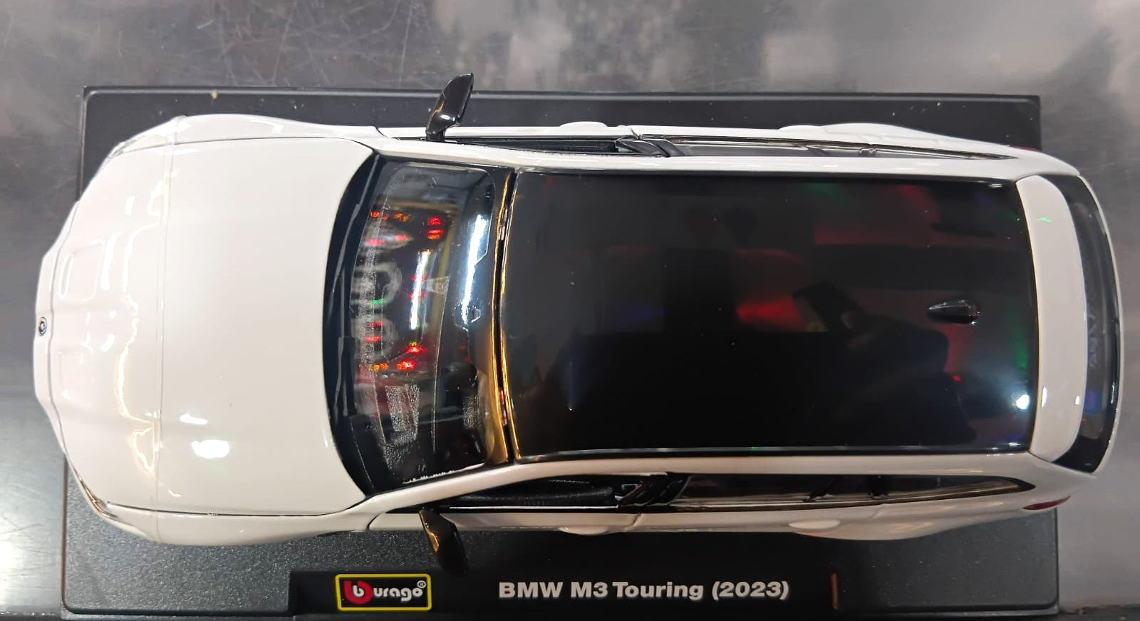 BBURAGO 18-91112WT 1/24 BMW M3 TOURING (2023) DIE-CAST WHITE