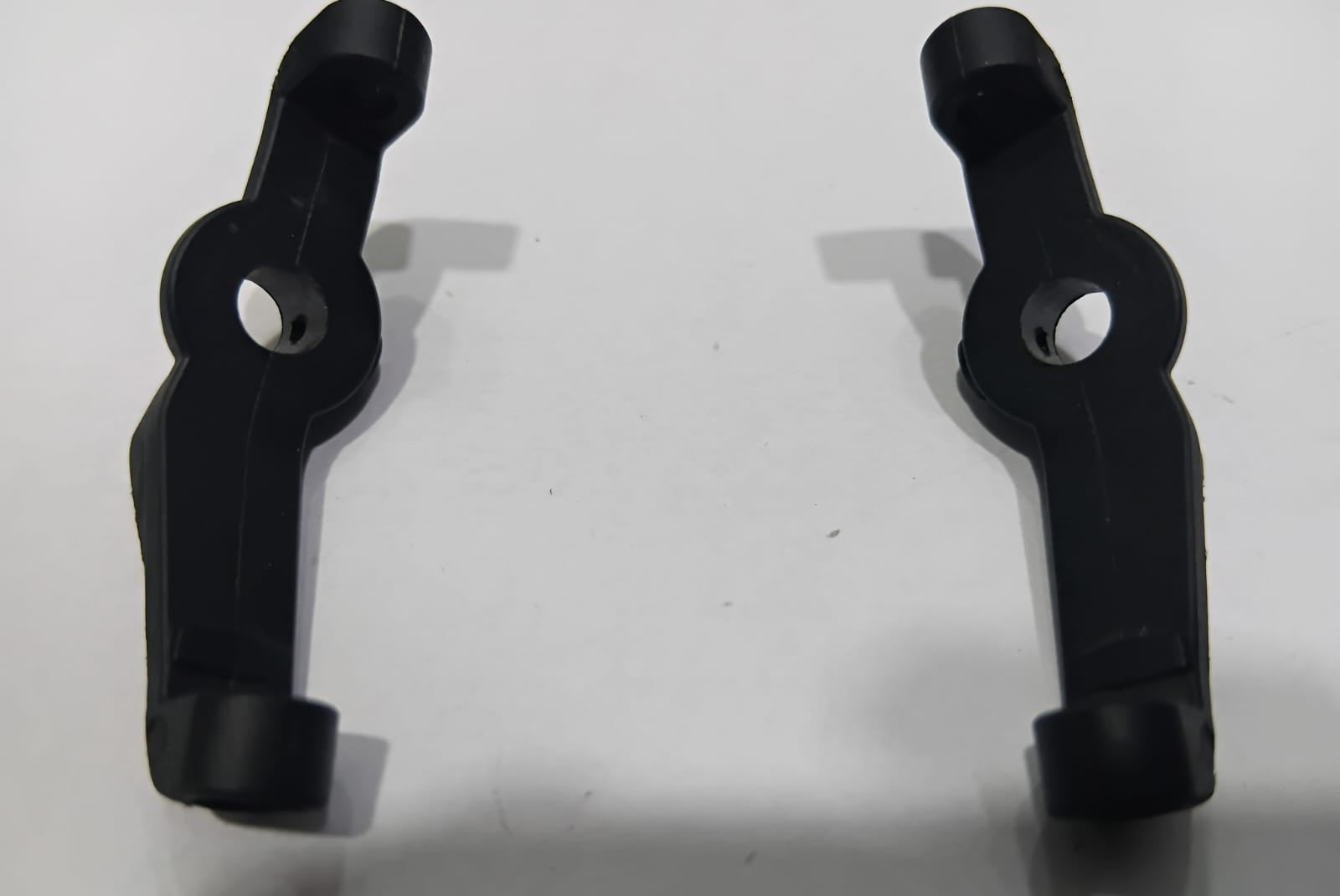 MJX HYPER GO H12Y+ (PLUS) FRONT AXLE ADAPTER (P12YSA04)