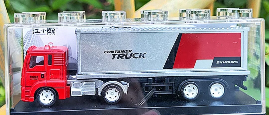 DIECAST MODEL 1/64 TRUCKS