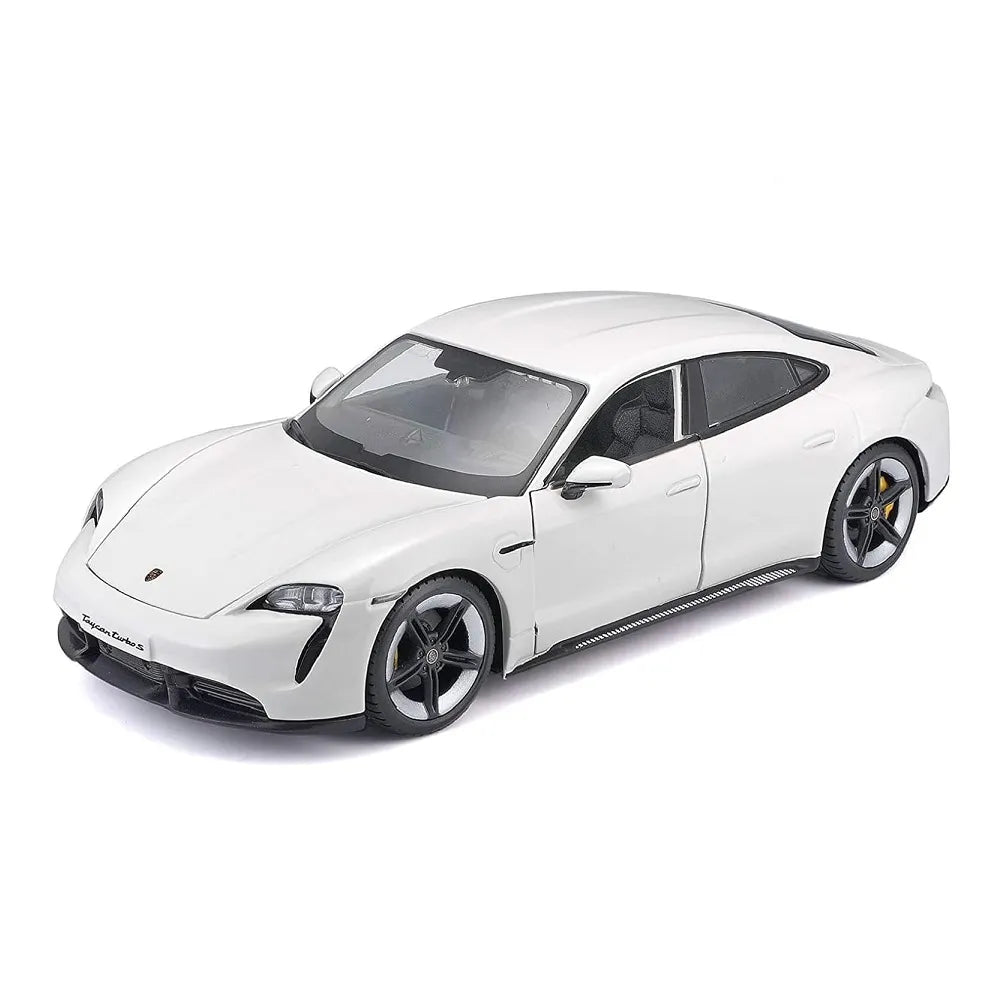 BBURAGO 1/24 SCALE PORSCHE TAYCAN TURBO S (WHITE) DIECAST CAR MODEL