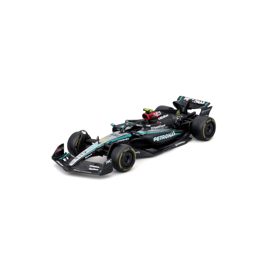 BBURAGO 18-28513 1/24 AMG PETRONAS FORMULA ONE TEAM F1 W15 LEWIS HAMILTON 44 RACING DIE-CAST METAL KITS