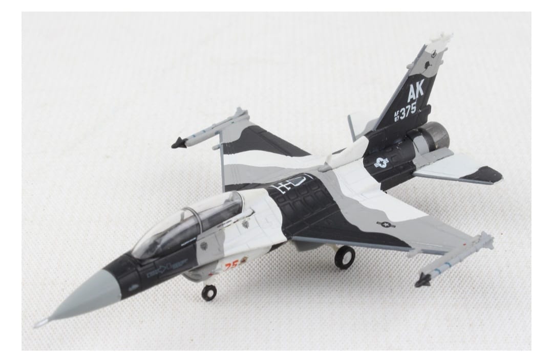 AIRPLANE DIECAST F-16LB/D M SERIES SCALE 1/200