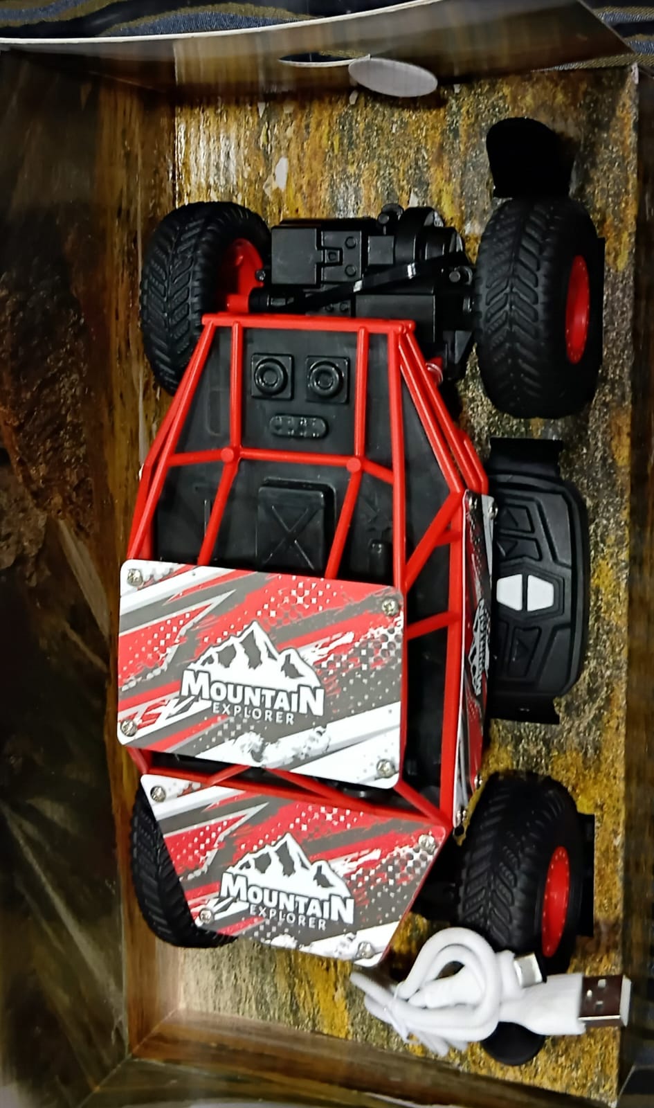 MIRANA DUSTER WATCH REMOTE 2WD, SCALE 1:20, ALL TERRAIN VEHICLE, 2.4 GHZ RANGE, 1200 MAH BATTERY, C-TYPE RECHARGEABLE BATTERY, 1.5*POWERFULL BOOST (RED)