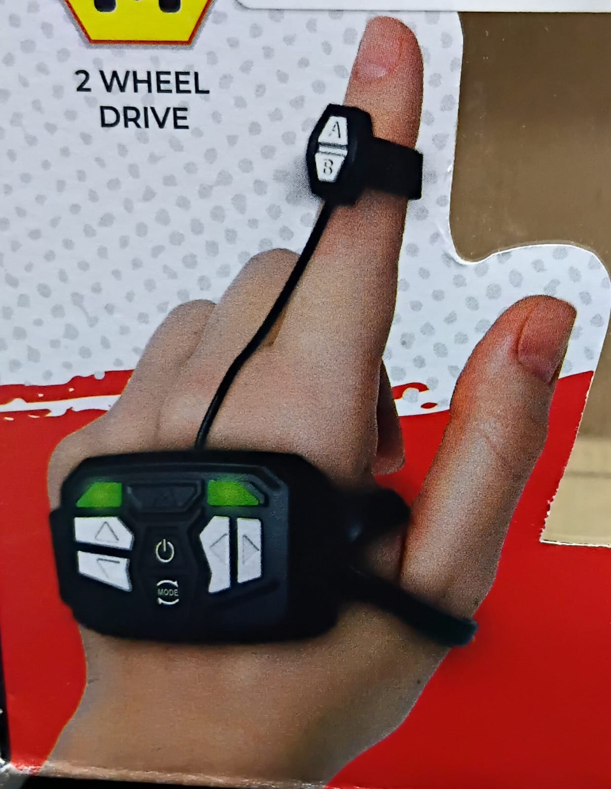 MIRANA DUSTER WATCH REMOTE 2WD, SCALE 1:20, ALL TERRAIN VEHICLE, 2.4 GHZ RANGE, 1200 MAH BATTERY, C-TYPE RECHARGEABLE BATTERY, 1.5*POWERFULL BOOST (RED)