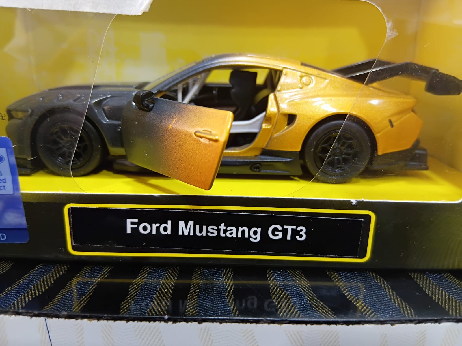CCA 1:36 12028 FORD MUSTANG GT3  BLACK GOLD DIECAST MODEL
