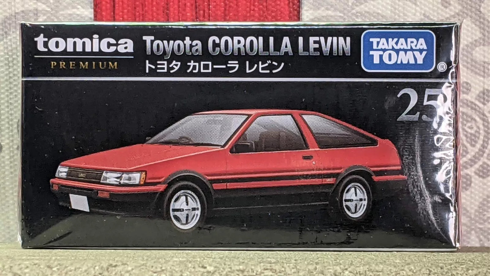 TOMICA TOYOTA COROLLA LEVIN 1/60 NO:25
