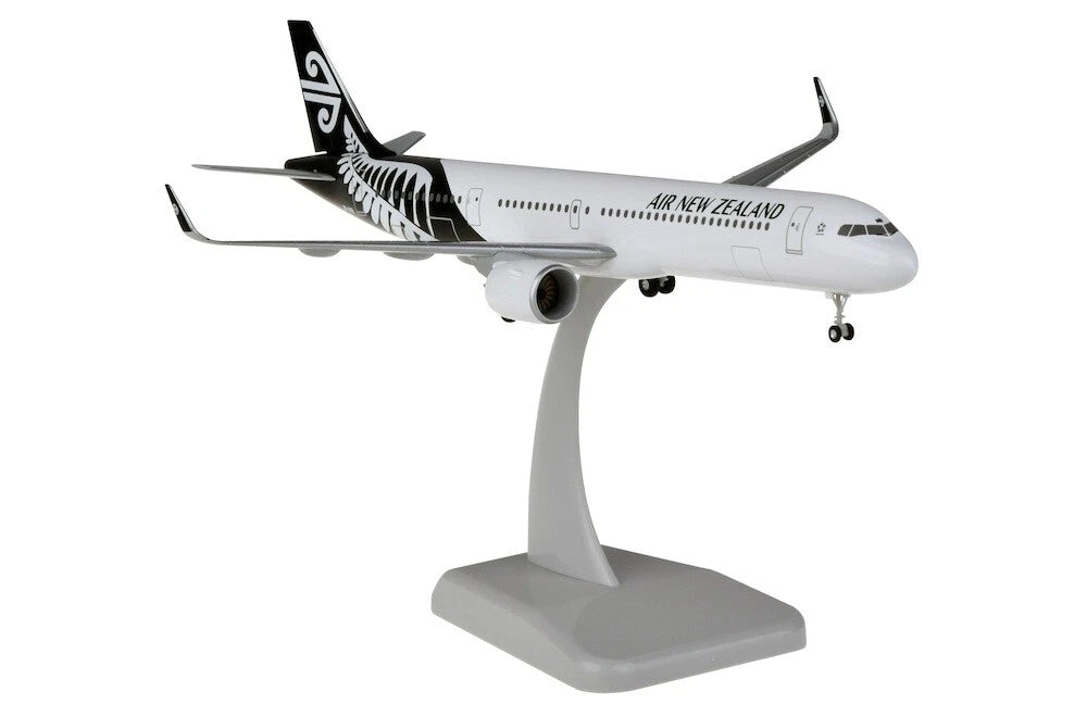 DIE CAST AIRPLANE HOGAN AIRBUS A321NEO AIR NEW ZEALAND SCALE 1/200 MODEL WHITE ZK-NNB 11694