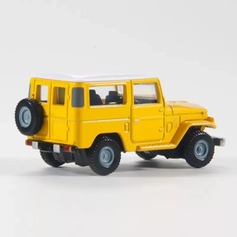 TOMICA TOYOTA LAND CRUISER 1/60 NO:O4