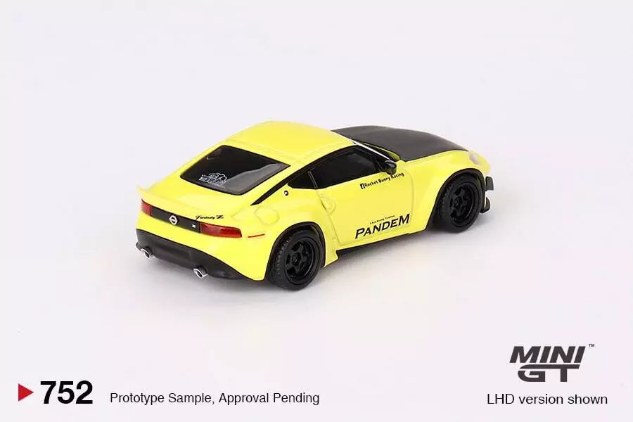 MINI GT 1/64 SCALE NISSAN Z PANDEM (IKAZUCHI YELLOW) NO:752