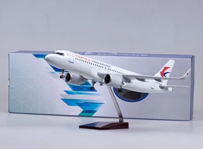 AIRPLANE DIECAST CHINA EASTERN B-I292 AIRBUS A320 NEO WITH LED LIGHT DISPLAY 47CM