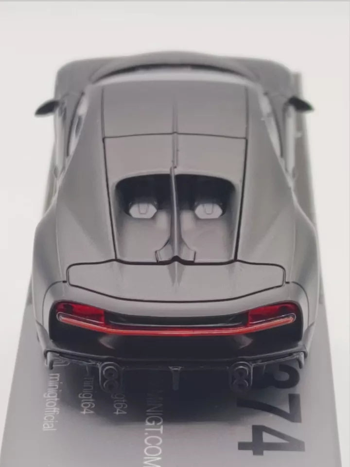 MINI GT 1/64 SCALE BUGATTI CHIRON SUPER SPORT 300+ (MATTE BLACK) NO:374