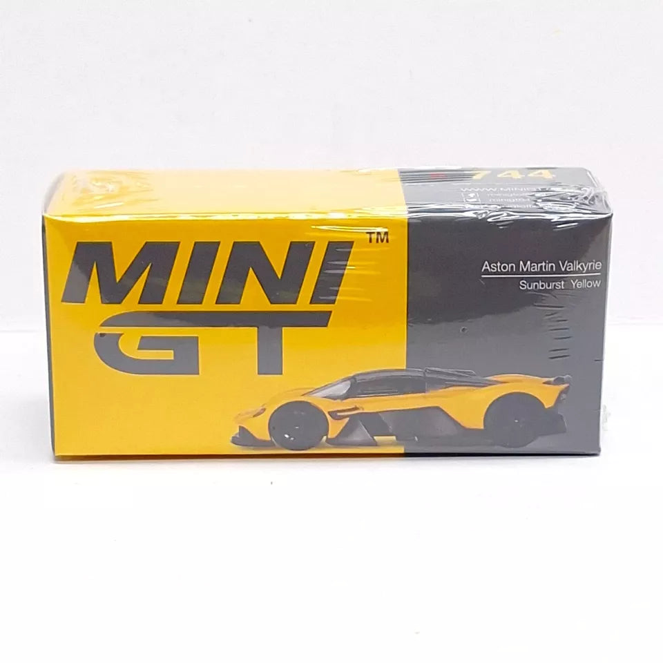MINI GT ASTON MARTIN VALKYRIE (SUNBURST YELLOW) 1/64 SCALE NO:744