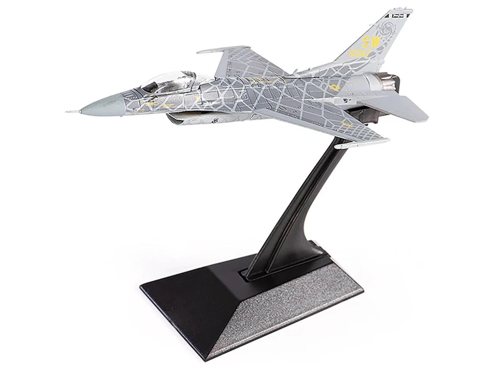 JC WING DIECAST AIRPLANE F-F-16C FIGHING FALCON US AIR FORCE SCALE 1/144