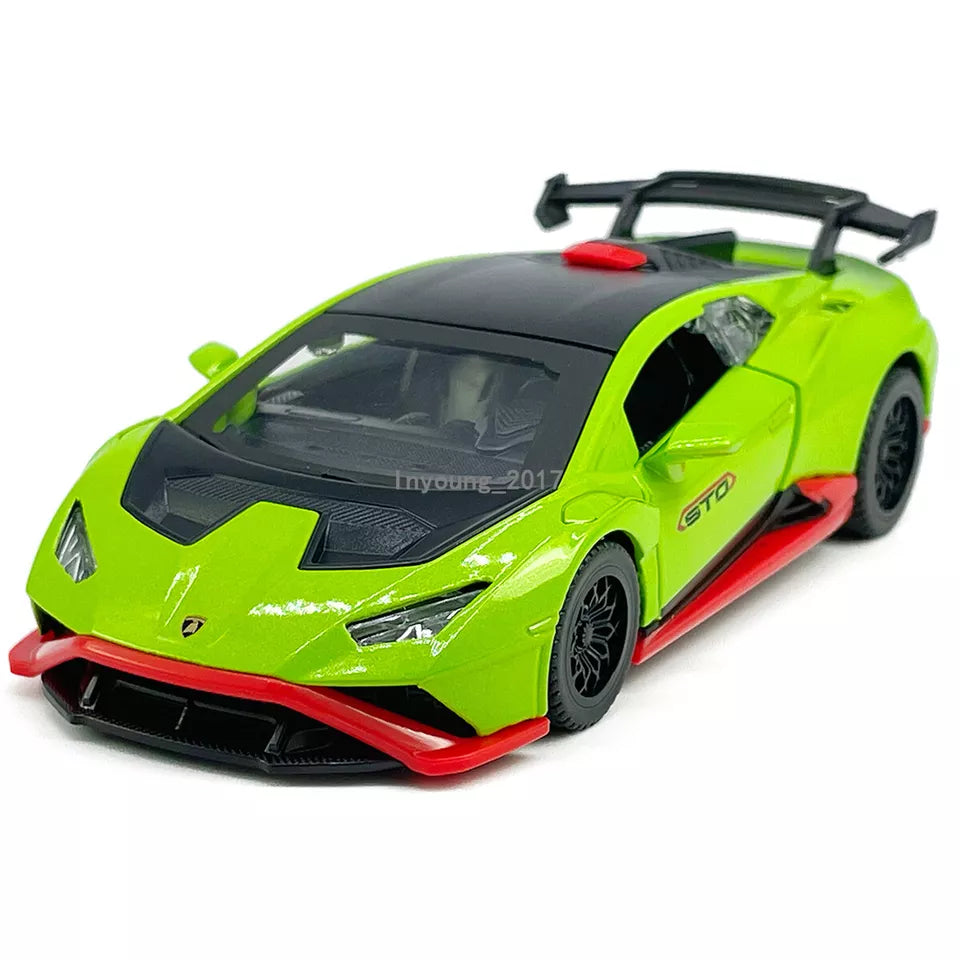CCA LAMBORGHINI HURACAN STO 1:40 SCALE (GREEN&RED)