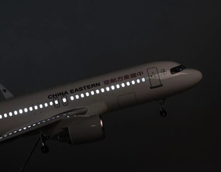 AIRPLANE DIECAST CHINA EASTERN B-I292 AIRBUS A320 NEO WITH LED LIGHT DISPLAY 47CM