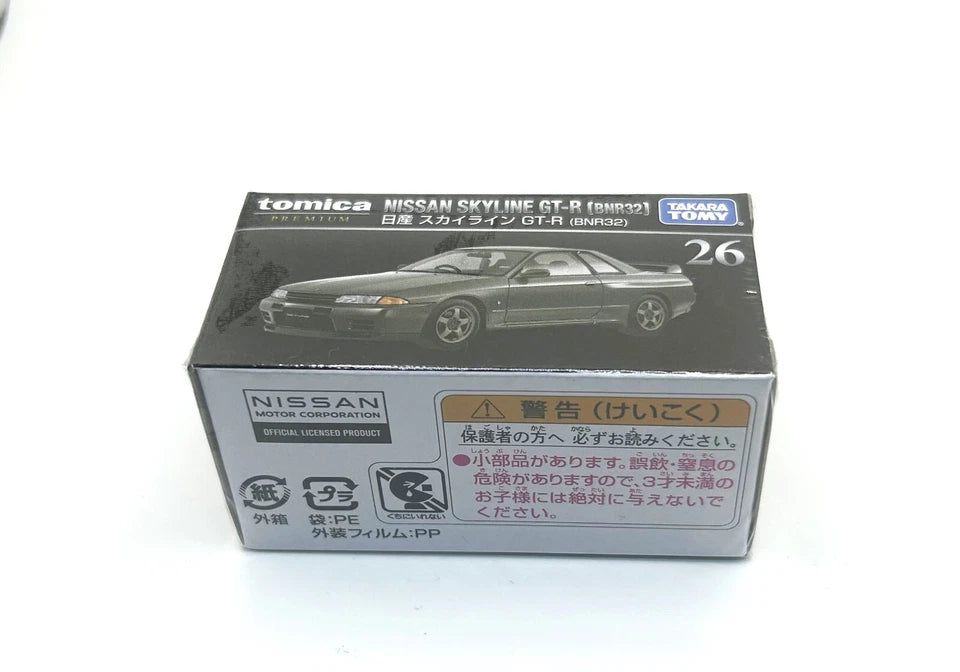 TAKARA TOMY PREMIUM NISSAN SKYLINE GT-R 26 1/64 SCALE