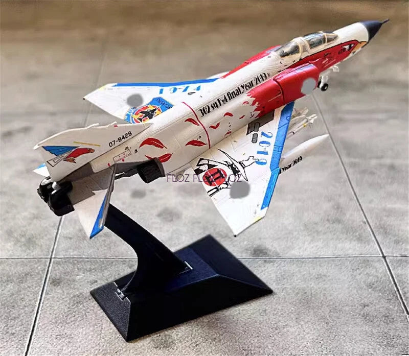 JC WING DIECAST AIRPLANE F-4EJ PHAHTOM WHITE 1/144