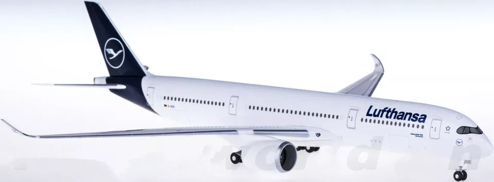 AIRPLANE METAL DIECAST LUFTHANSA A350  32 CM 1:200 SCALE