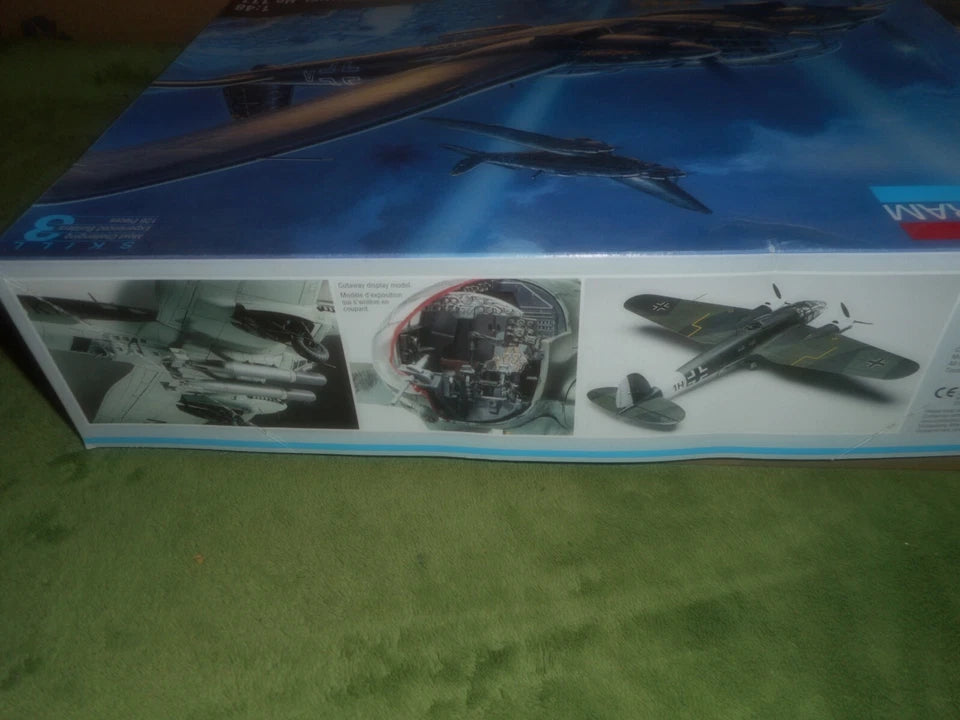 MONOGRAM HEINKEL HE111 GERMAN BOMBER MODEL KIT 5509