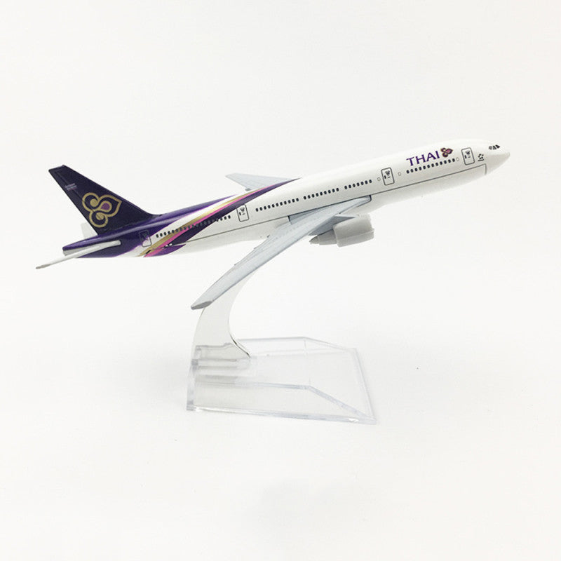 DIECAST AIRPLANE THAI  AIRWAY AIRBUS B777 SCALE 16 CM