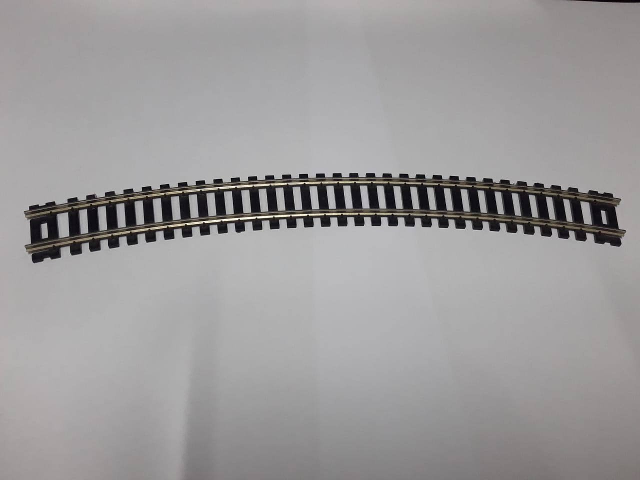 Ho Scale Curve Track 9Inch
