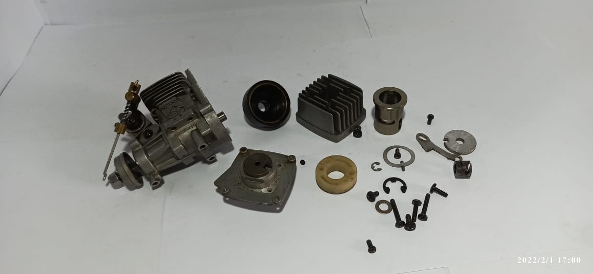 Kyosho Engine Gt Parts-Quality Pre Owned