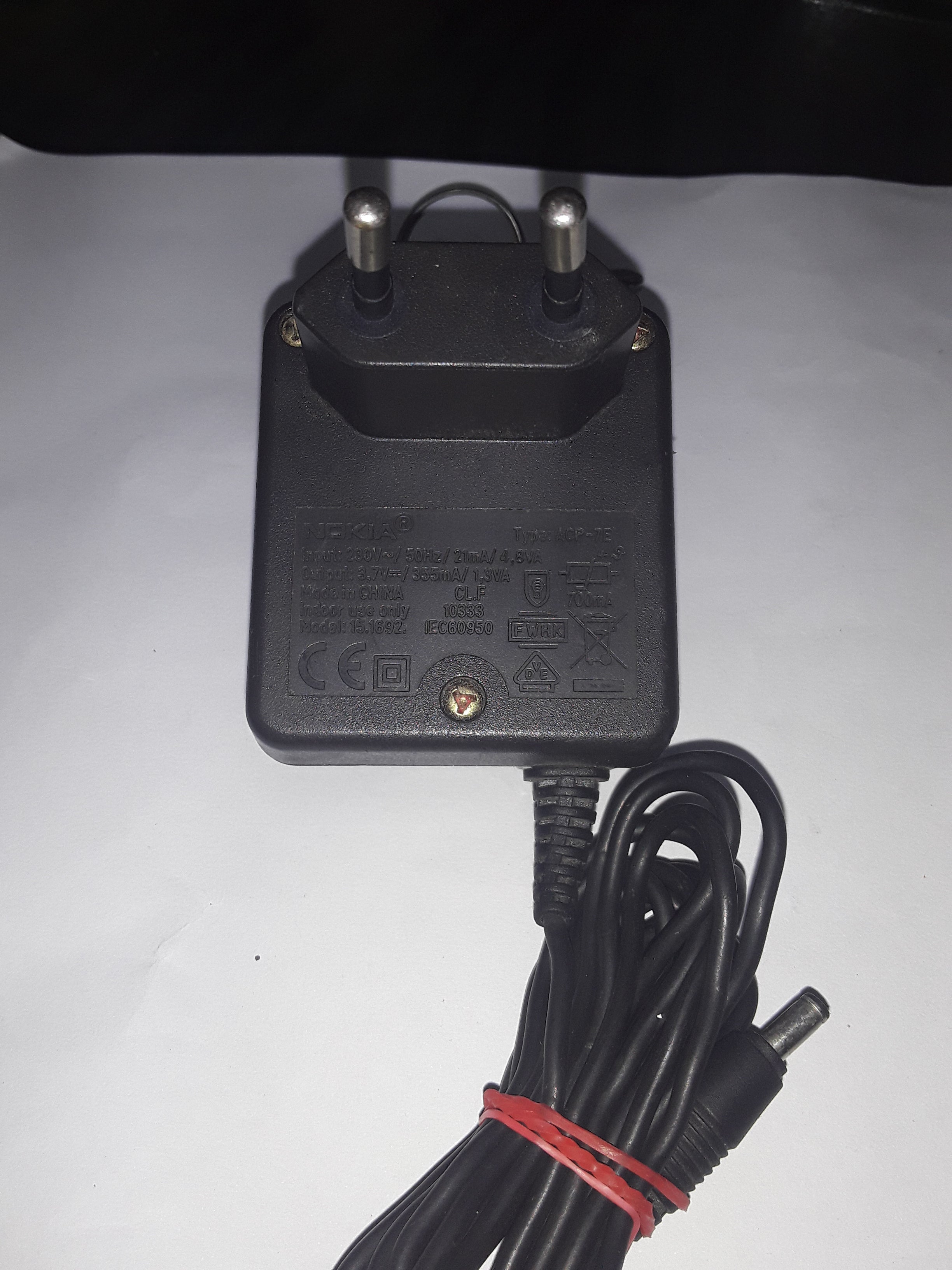 Nokia Charger Input 230V-Output 3.7V(Quality Pre Owned)