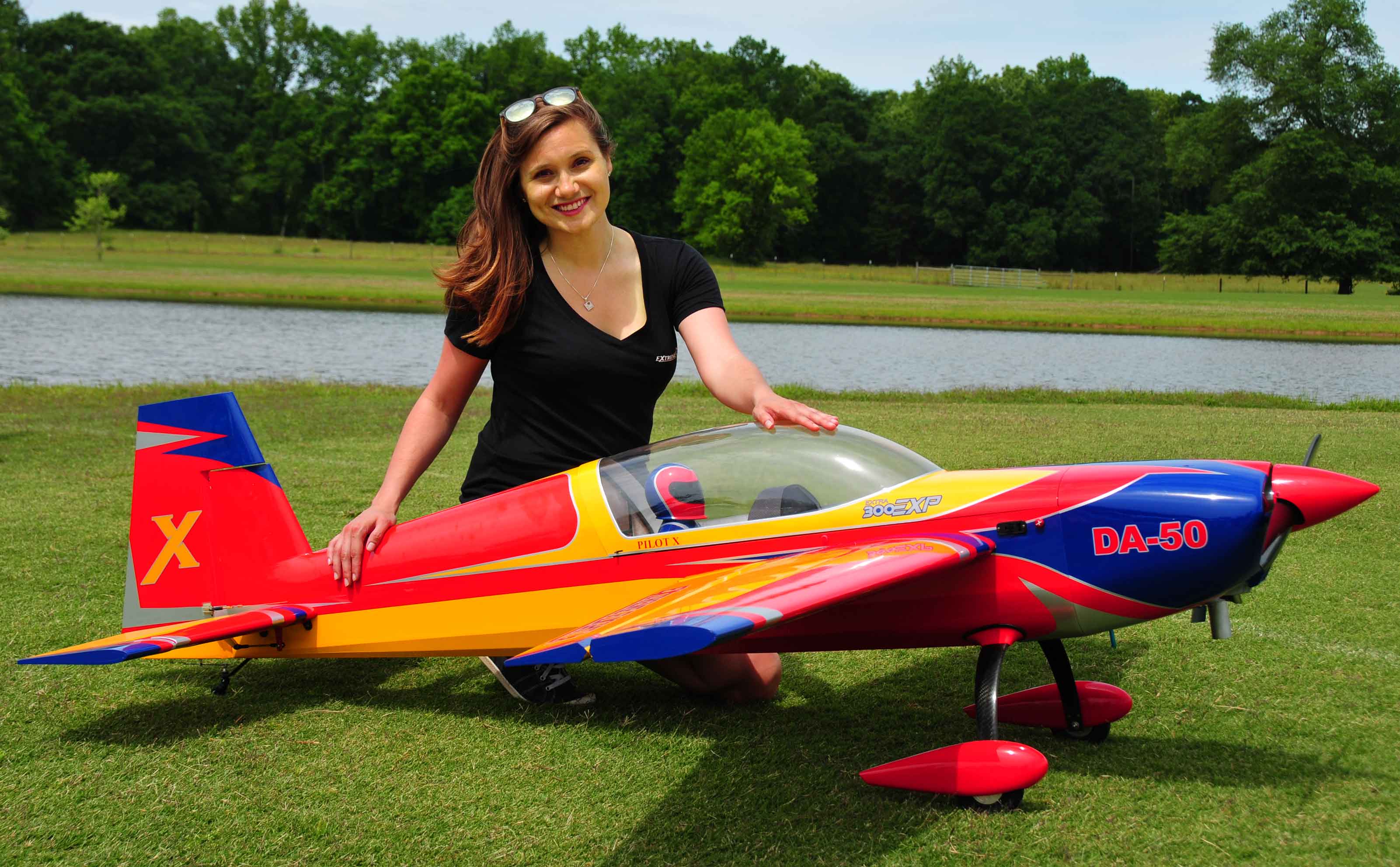 Extreme Flight Extra 300 EXP 85" - Yellow/Red/Blue